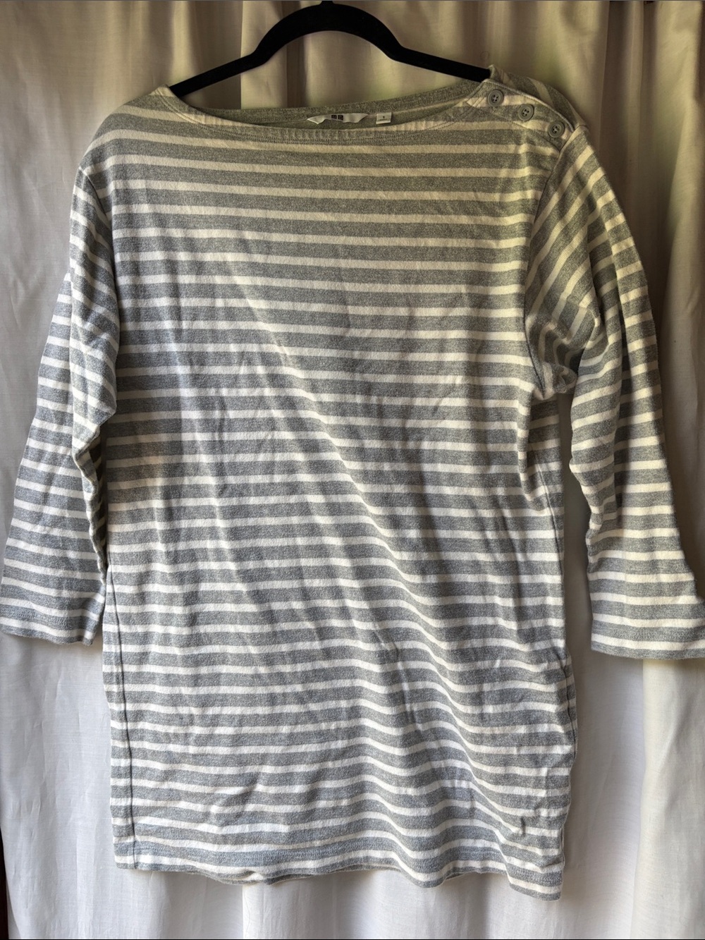 Uniqlo Gray and White Striped Boatneck Sweater